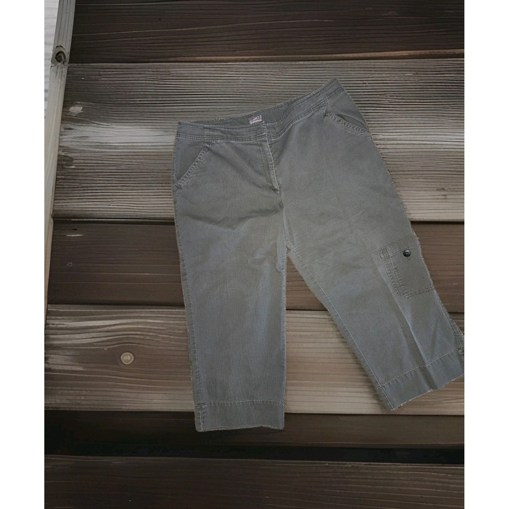 J. Jill Pants Womens Size 16 PLUS Capri Green Genuine Fit Belpw Waist